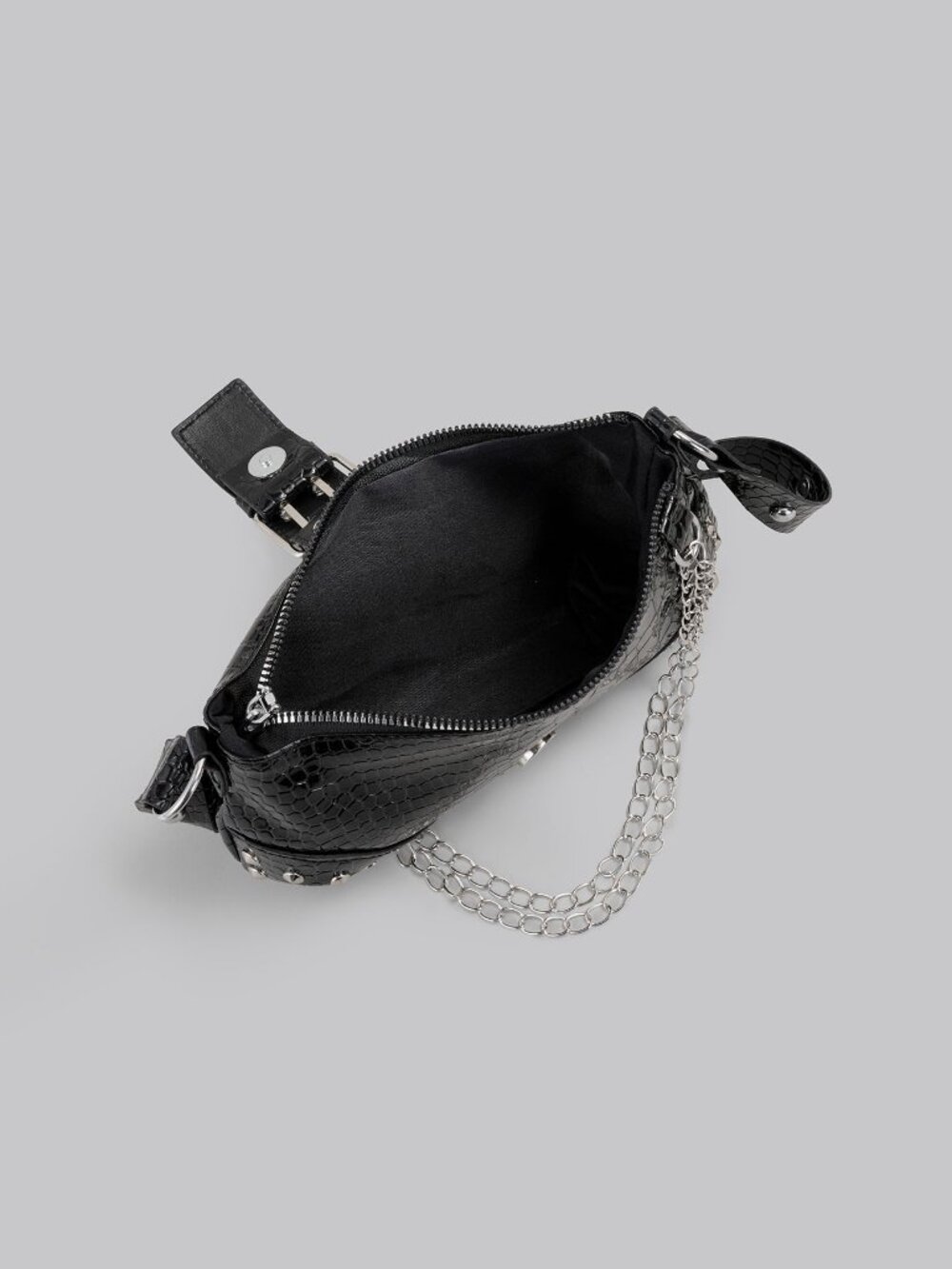 Black Women's Rivet Chain shoulder Handbag - Picture 6 of 6